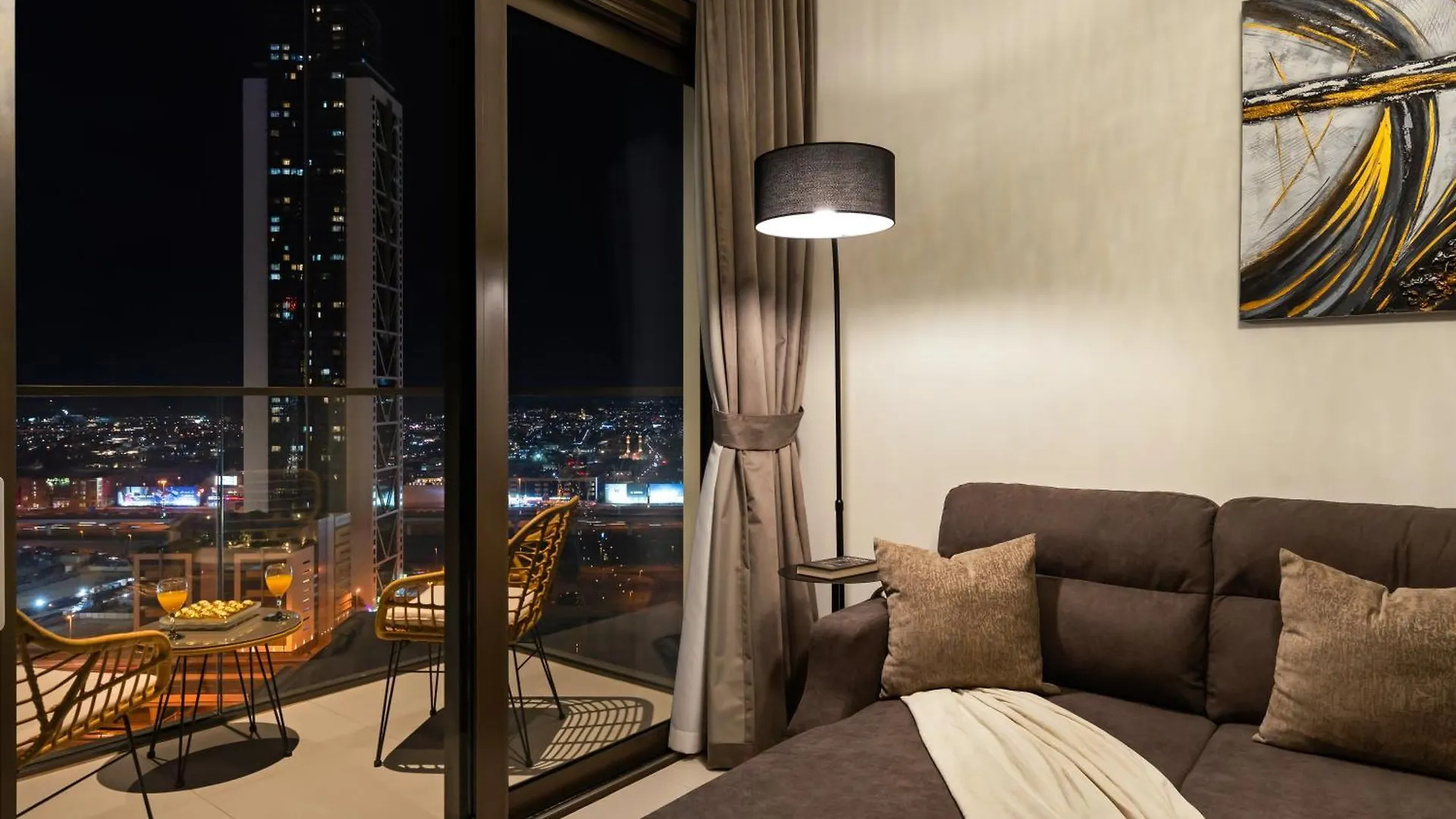 Stylish New 1Br Walk To Burj Khalifa & Dubai Mall 0*,